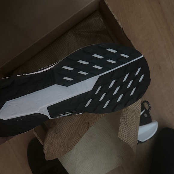 Nike Black and White Trail Sneakers main image 4